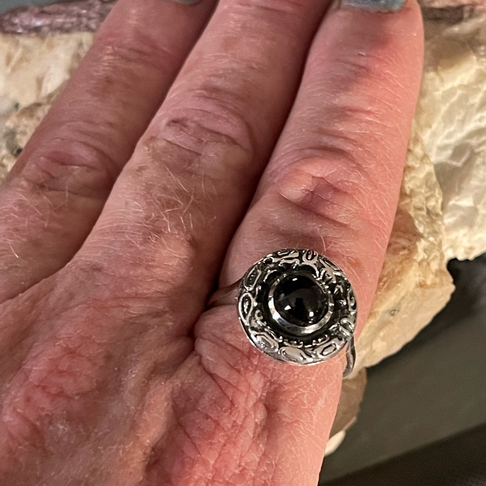 🌟 Black Onyx Sterling Silver Ring - Picture 9 of 9